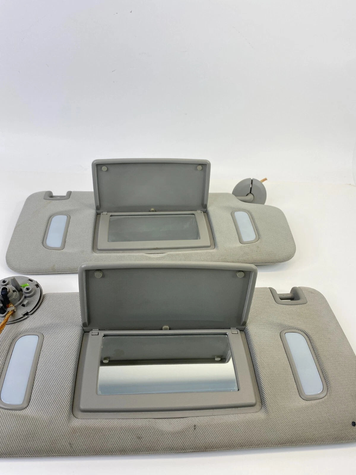 2010-2017 CHEVROLET EQUINOX GMC TERRAIN SUNVISOR SUN VISOR SET LEFT & RIGHT