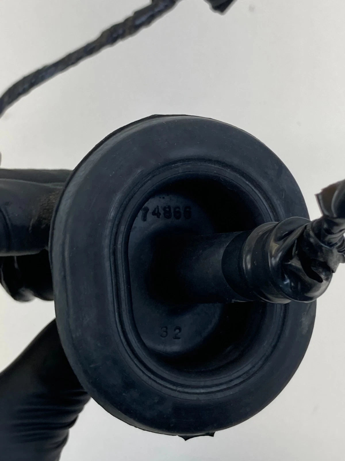 2013-2016 FORD ESCAPE REAR LEFT TAILLIGHT LAMP WIRE WIRING HARNESS SOCKET OEM