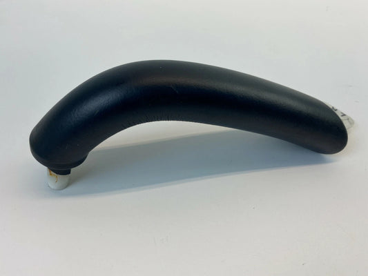 2004-2006 KIA AMANTI REAR LEFT SIDE DOOR PANEL GRAB GRIP PULL HANDLE RR LH OEM