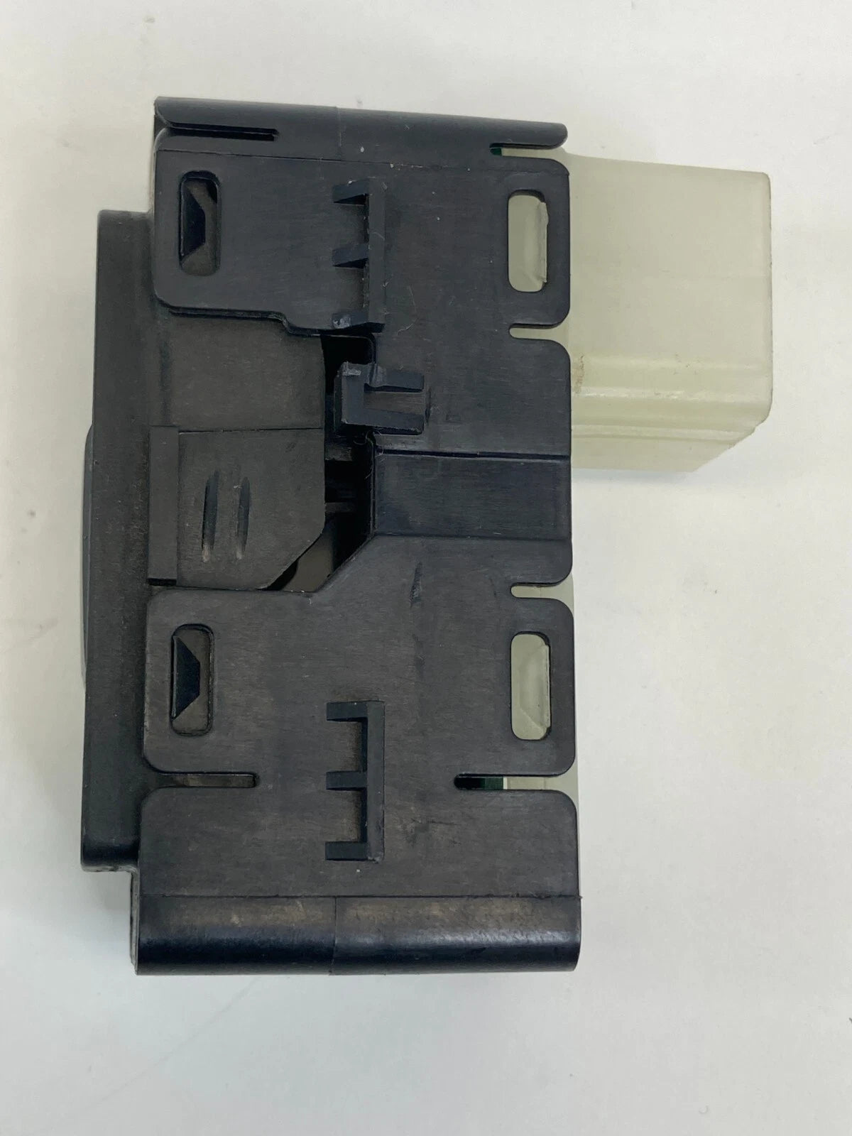 2007-2010 DODGE CHARGER REAR LEFT SIDE DOOR WINDOW CONTROL SWITCH 04602787AAA