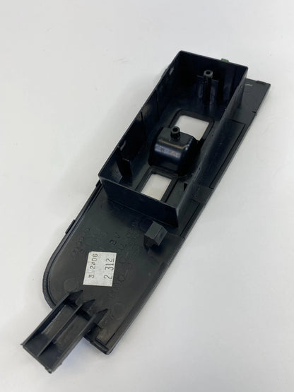 2004-2008 NISSAN MAXIMA FRONT RIGHT PASSENGER WINDOW SWITCH BEZEL COVER TRIM OEM