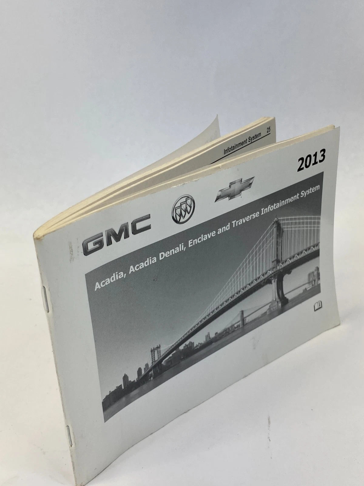 2013 CHEVROLET TRAVERSE OWNERS MANUAL WITH INFOTAINMENT SYSTEM GUIDE BOOK OEM