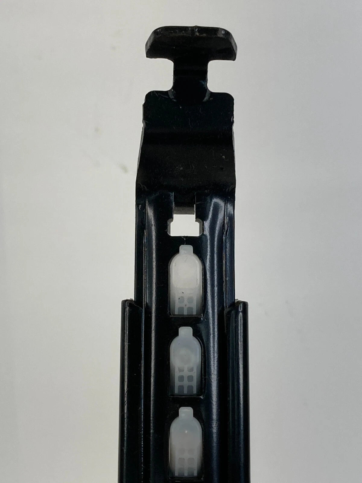 05-08 TOYOTA COROLLA FRONT RIGHT PASSENGER SIDE SEAT BELT HEIGHT ADJUSTER OEM