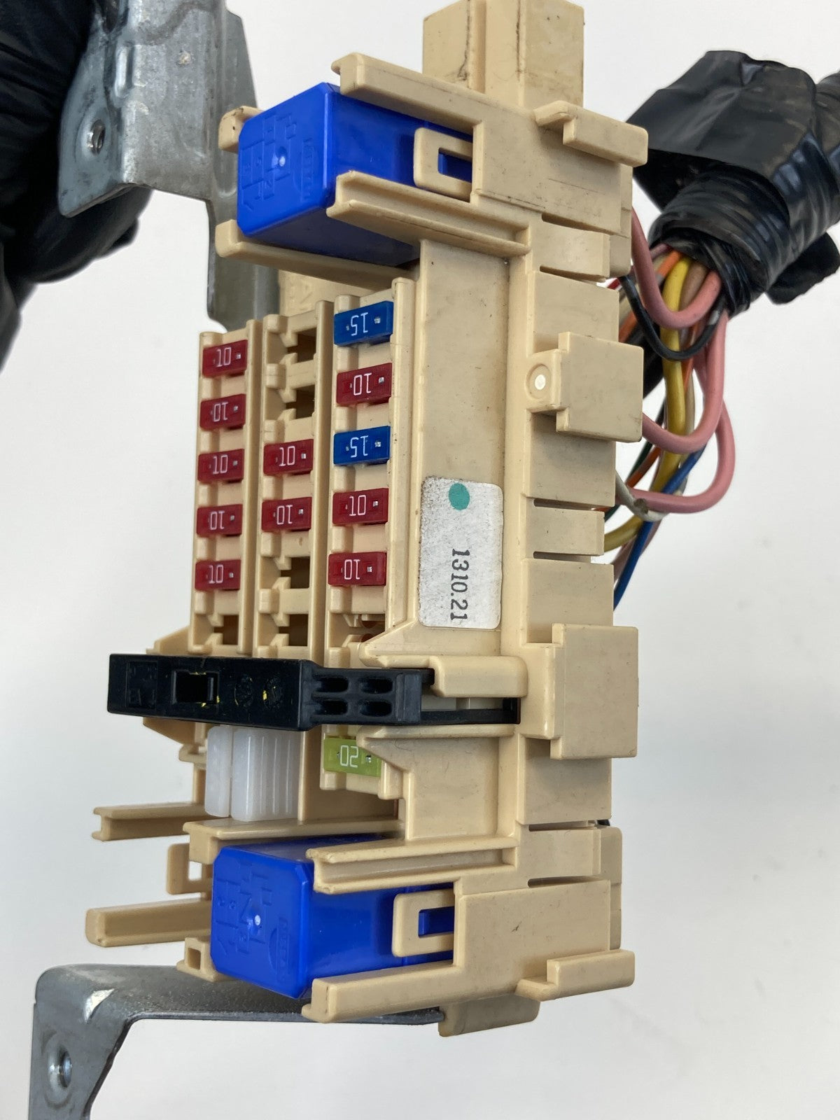 2013-2019 Nissan Sentra 1.8L L4 CVT Interior Under Dash Fuse Junction Relay Box