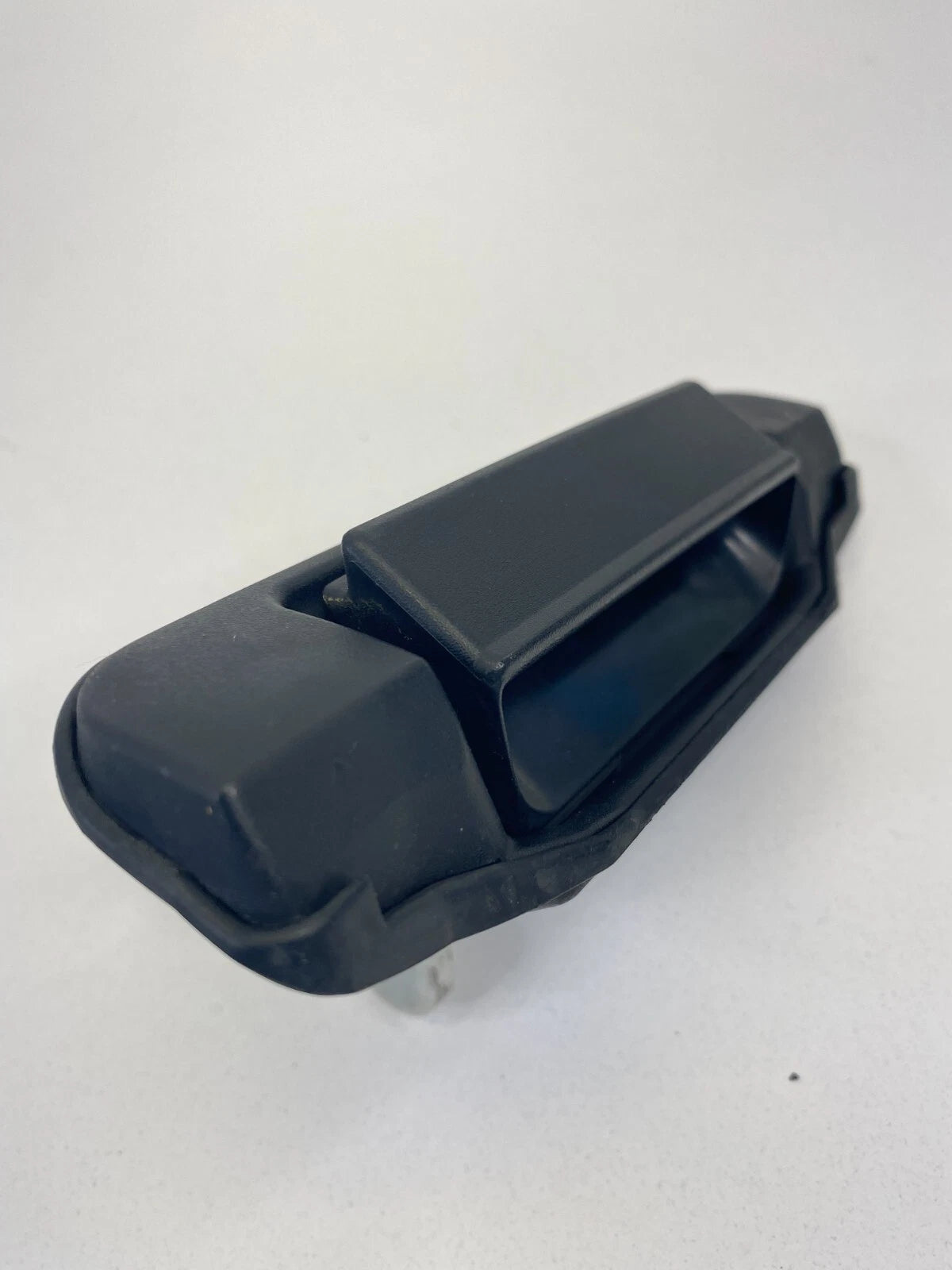 97-03 INFINITI QX4 REAR TRUNK LID HATCH TAILGATE LIFTGATE EXTERIOR DOOR HANDLE