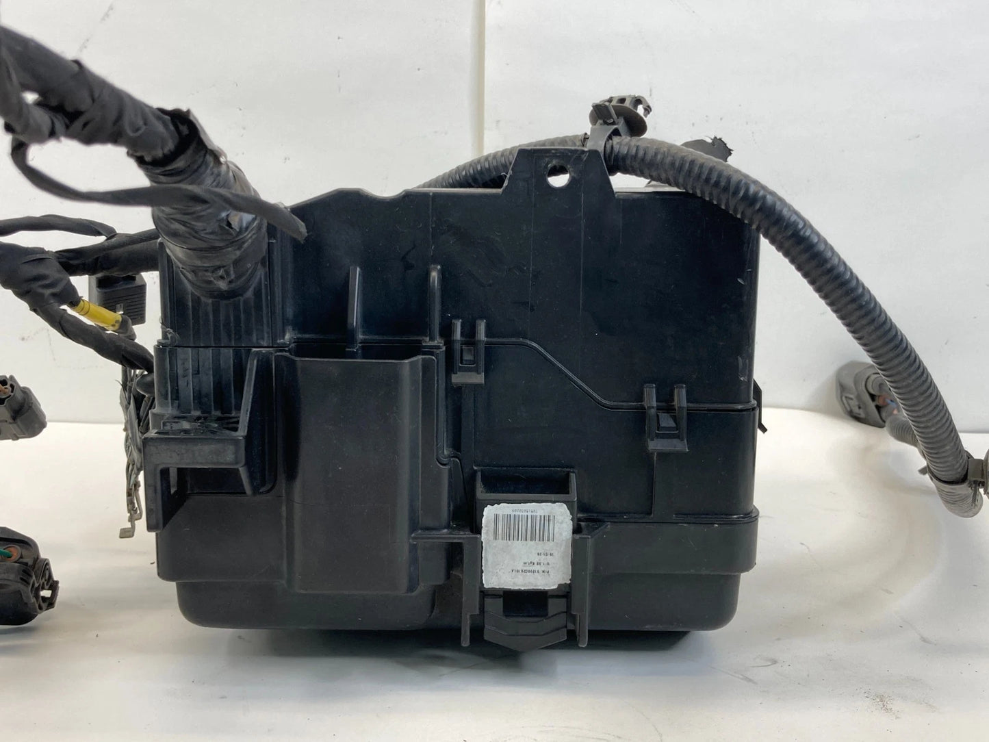 2015 HYUNDAI SONATA ENGINE FUSE BOX RELAY MODULE UNIT ASSY 91200C2010