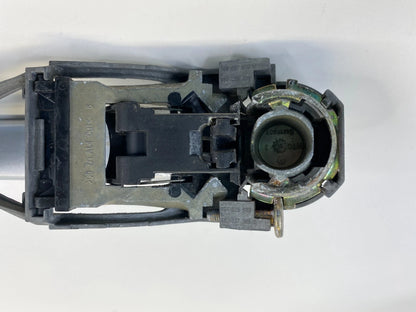 98-05 VOLKSWAGEN PASSAT REAR RIGHT BACK SIDE EXTERIOR DOOR HANDLE 3B0837885D OEM