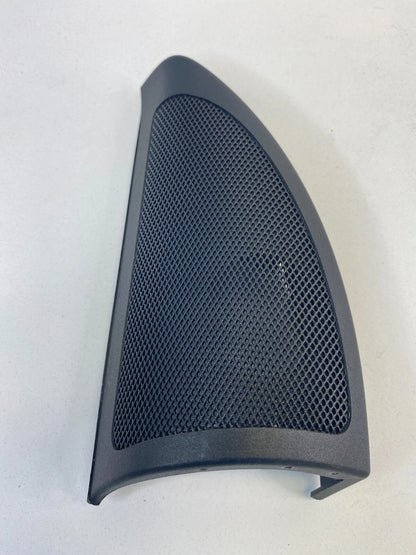 2006-2011 MERCEDES-BENZ R350 FRONT LEFT DOOR TWEETER SPEAKER BEZEL A2517250194