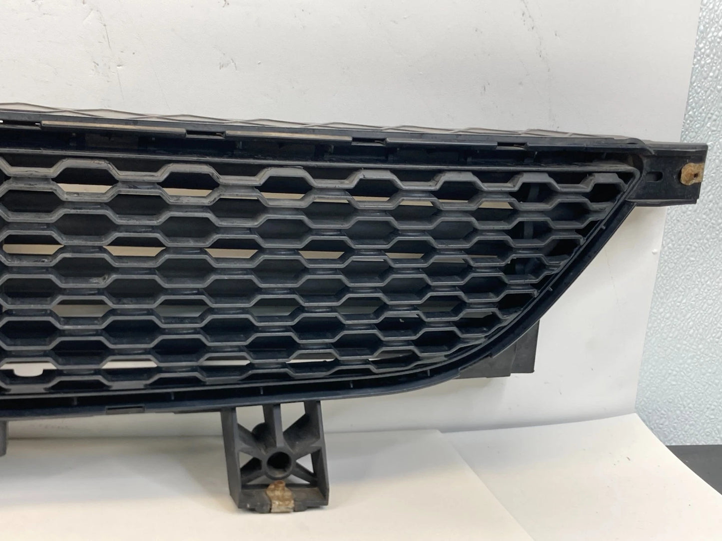 13 14 15 16 Dodge Dart Lower Front Bumper Shutter Grill Grille 68140950 OEM