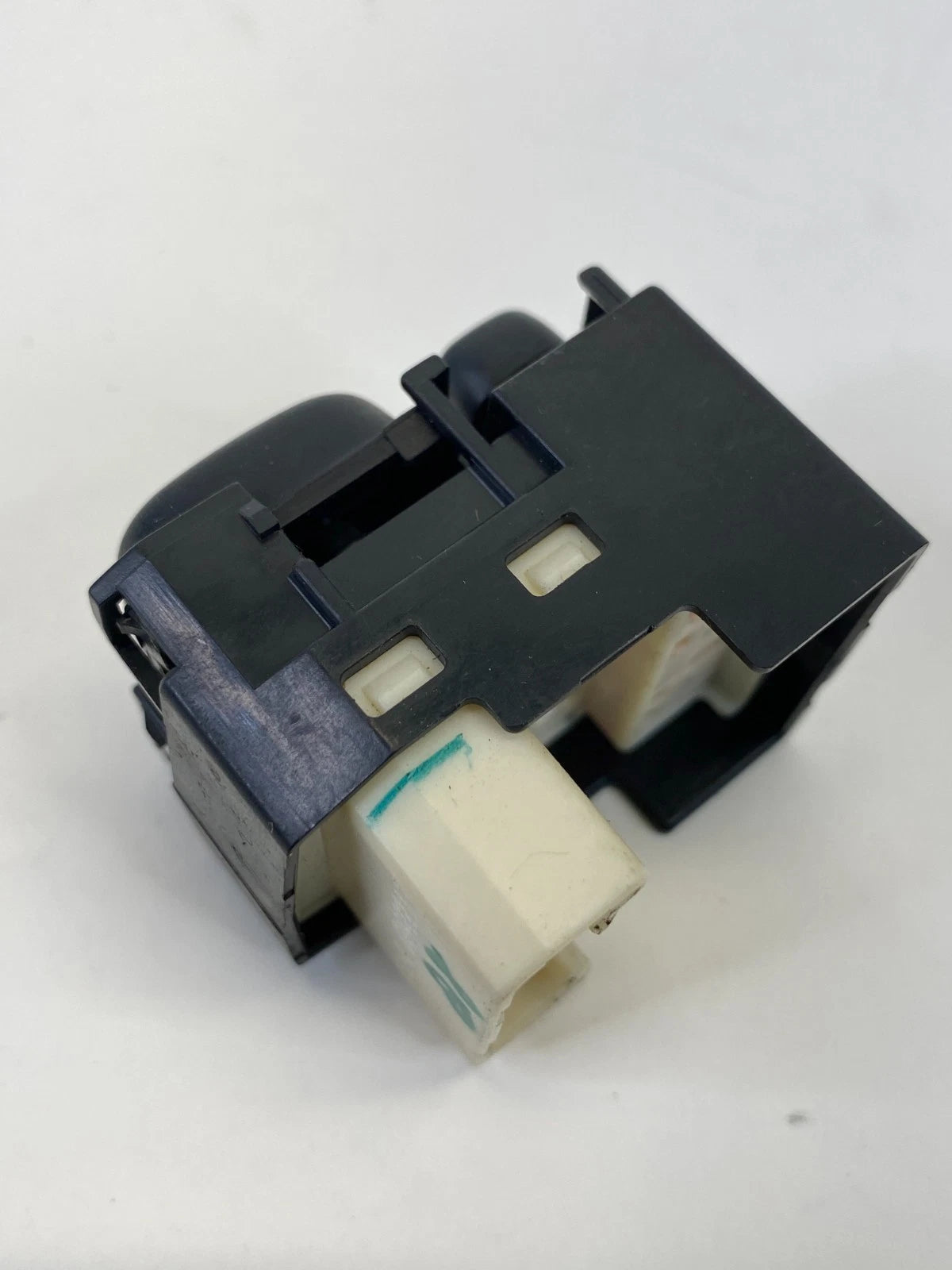 2004-2010 TOYOTA SIENNA SIDE DOOR MIRROR CONTROL SWITCH BUTTON LH RH 183652 OEM