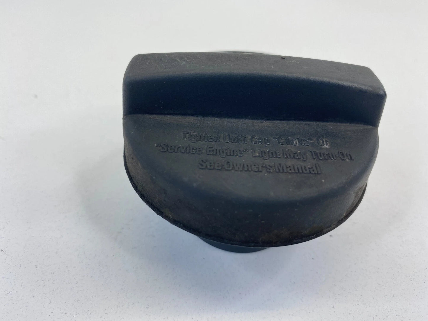 2001 02 03 04 05 2006 CHRYSLER SEBRING CONVERTIBLE FUEL FILLER GAS CAP LID COVER
