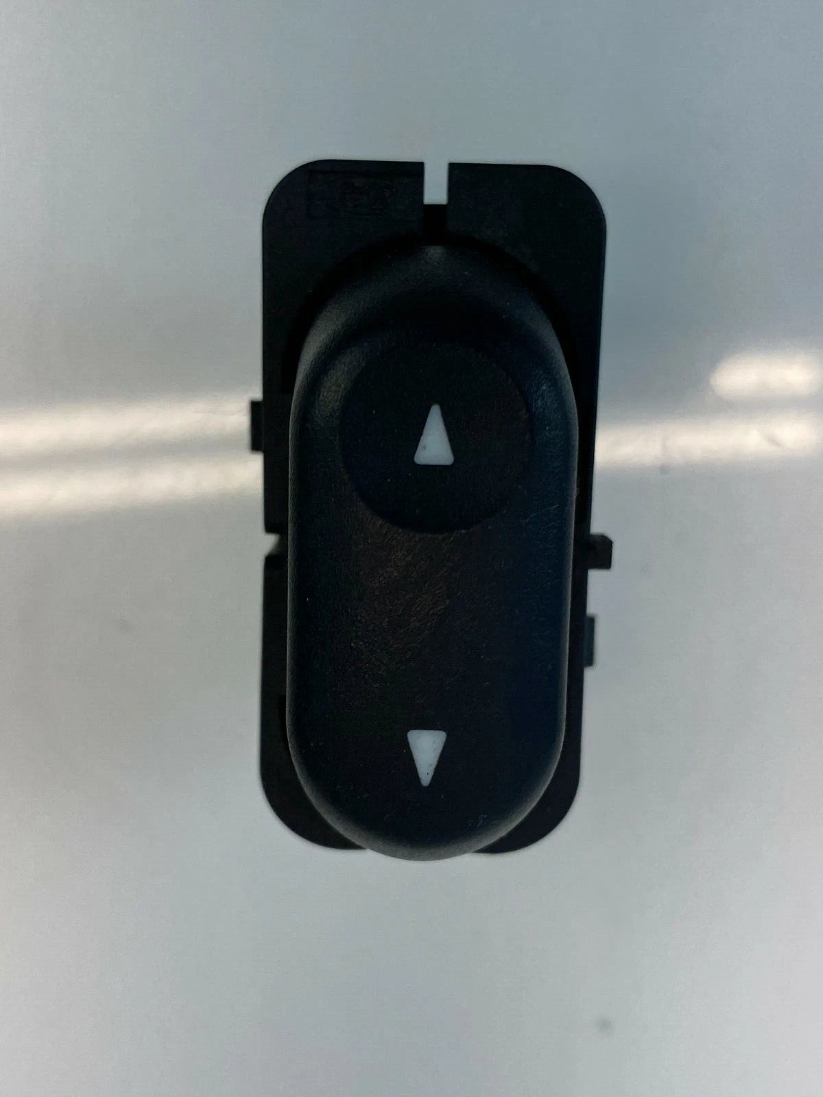 2006 2007 MERCURY MARINER FRONT RIGHT SIDE DOOR POWER WINDOW CONTROL SWITCH OEM