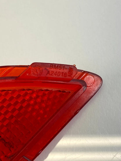 12-18 FORD FOCUS FRONT RIGHT DOOR LIGHT LAMP REFLECTOR BEZEL TRIM BM51-A24018