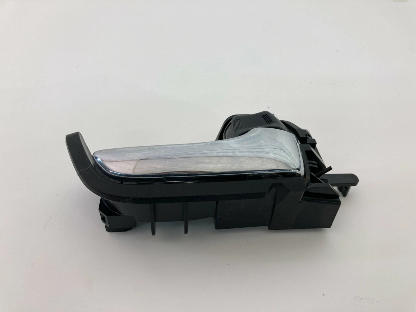 2004-2009 TOYOTA PRIUS REAR RIGHT SIDE INNER DOOR HANDLE ASSEMBLY 69205-47020