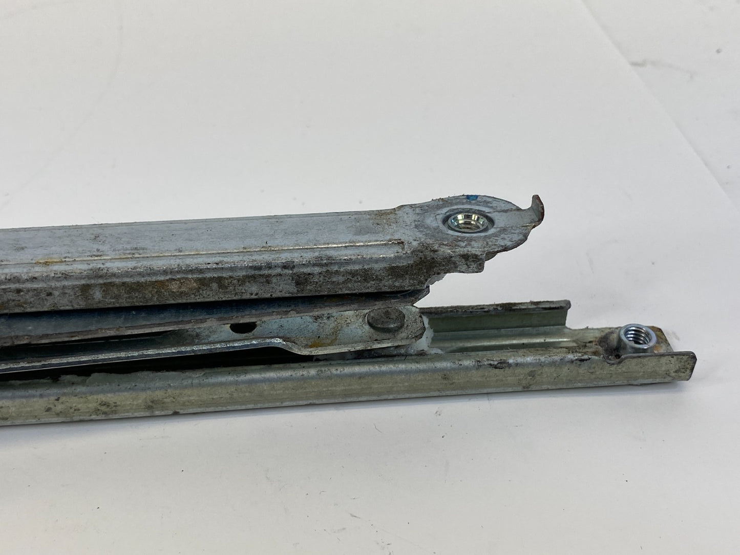 2004-2009 Toyota Prius Rear Right Door Window Regulator W/ Motor 85710-35180