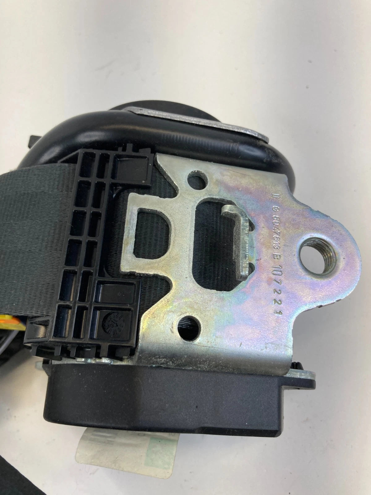 2009-2017 VOLKSWAGEN CC FRONT RIGHT SEAT BELT RETRACTOR ASSEMBLY 3C1-857-706-M