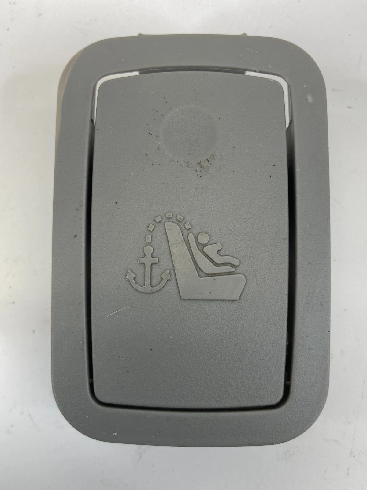 2006-2013 CHEVROLET IMPALA REAR DECK CHILD SEAT ANCHOR COVER TRIM 15795997 OEM
