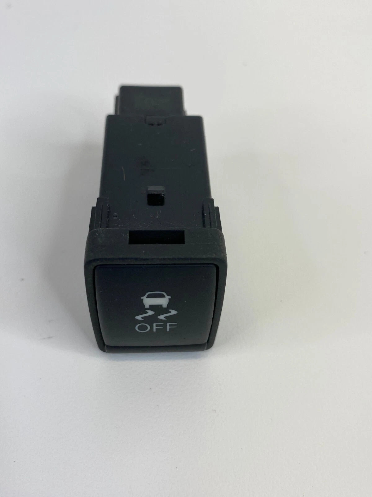 2013-2019 NISSAN SENTRA DASH OFF TRACT TRACTION CONTROL SWITCH BUTTON OEM