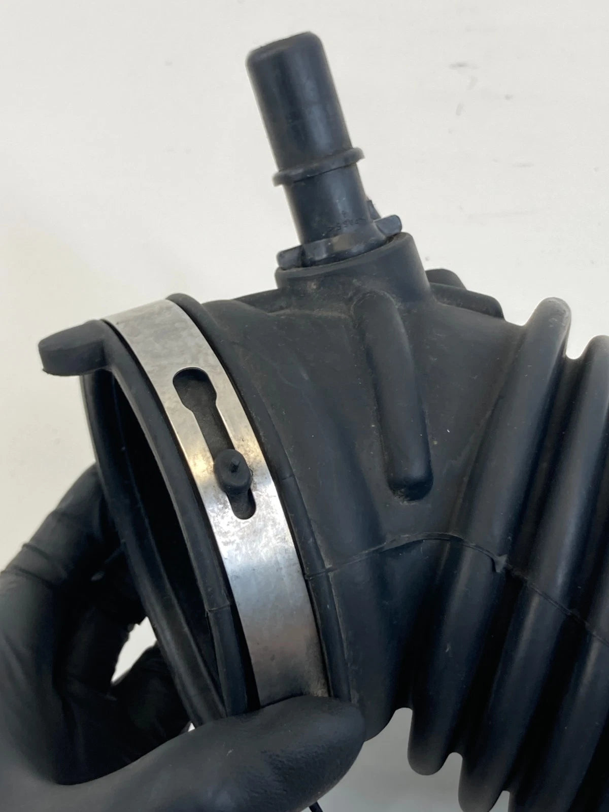 2012-2018 Ford Focus 2.0L Air Intake Connector Hose Tube Duct BV61-9C623-AD OEM