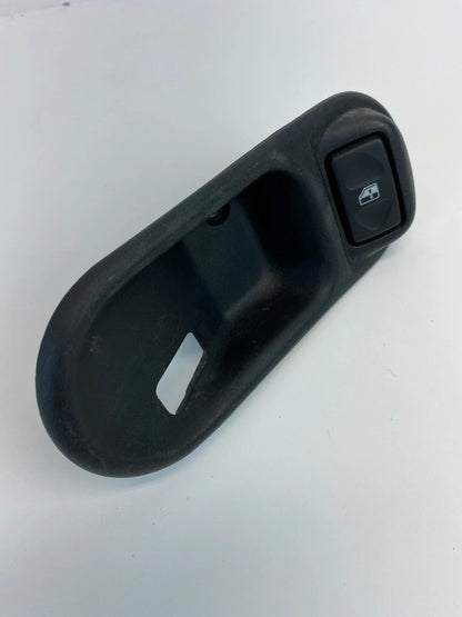 03 04 LAND ROVER DISCOVERY REAR LEFT SIDE INNER DOOR HANDLE BEZEL W/ SWITCH
