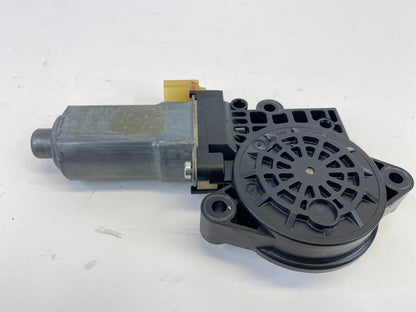 2005-2009 HYUNDAI TUCSON FRONT RIGHT SIDE DOOR POWER WINDOW MOTOR 3130034192 OEM