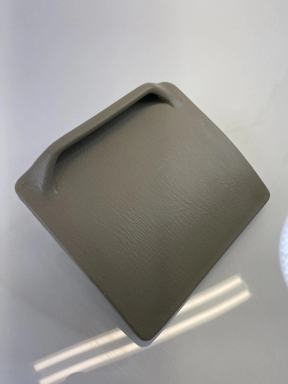 1998-2002 98-02 TOYOTA COROLLA DASH STORAGE COMPARTMENT COIN POCKET TRAY OEM