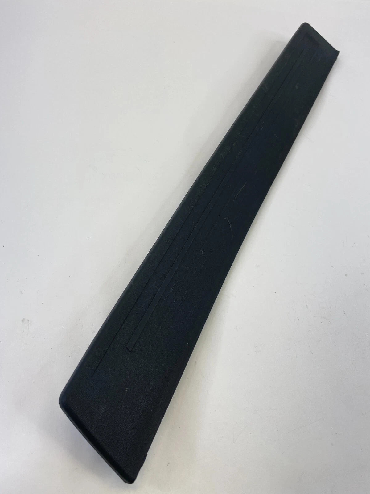 10-14 SUBARU OUTBACK FRONT LEFT DRIVER DOOR SILL SCUFF PLATE COVER 994060AJ12A