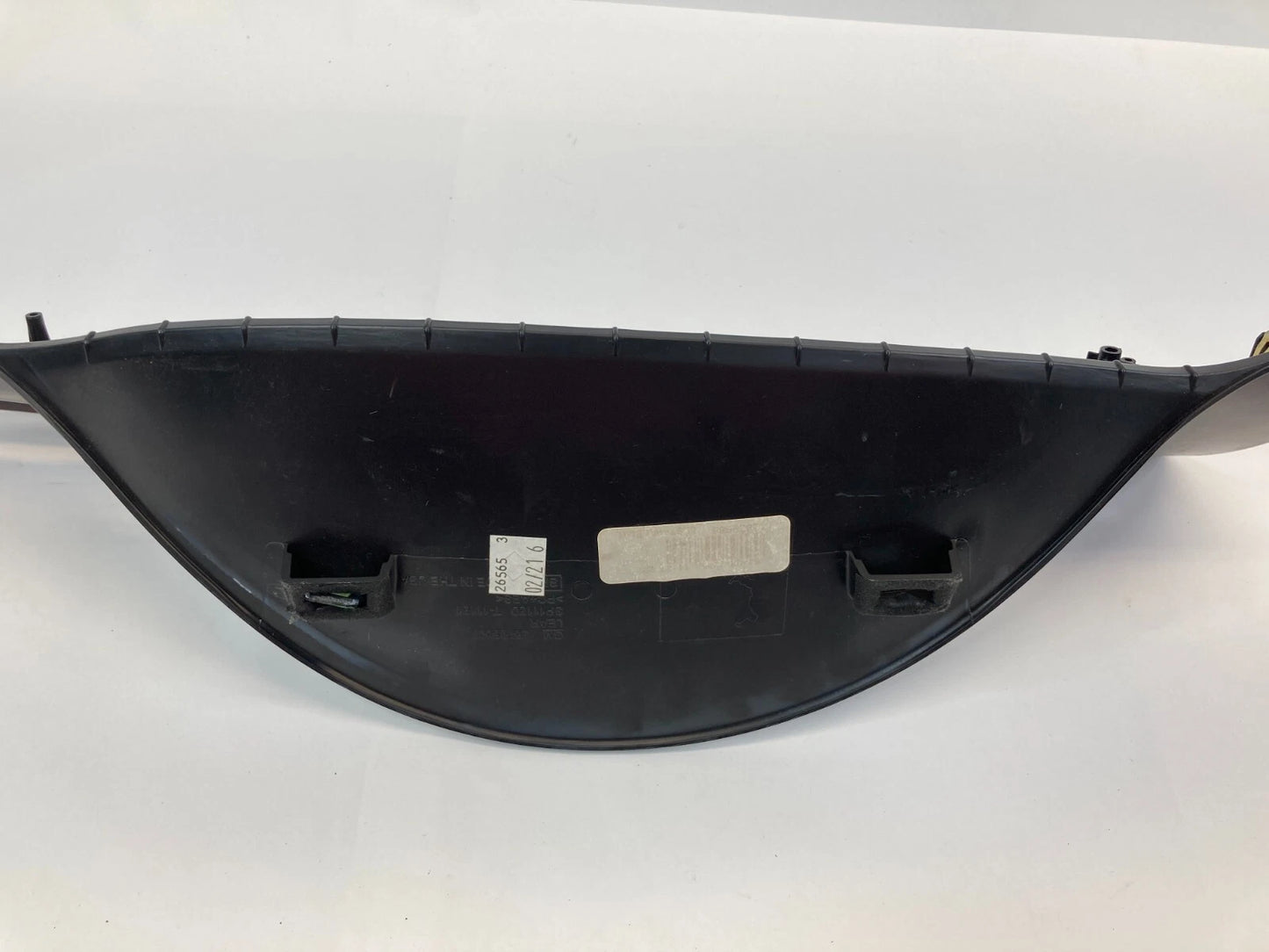 2006 2007 BUICK LUCERNE SEDAN 4-DR INSTRUMENT PANEL CLUSTER TRIM BEZEL 25769507