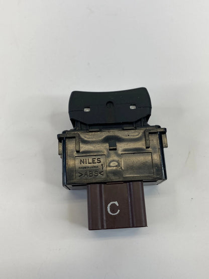 2010-2014 SUBARU LEGACY OUTBACK FRONT RIGHT SIDE SEAT HEATED CONTROL SWITCH OEM