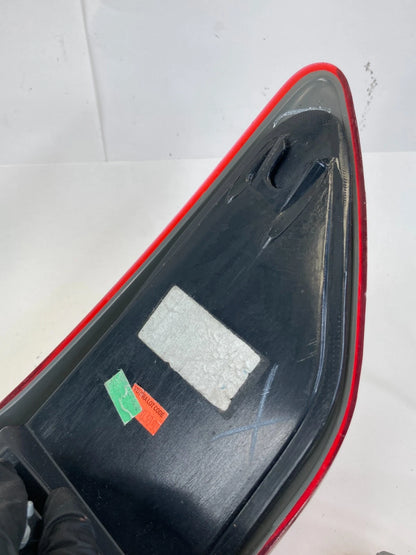 2016-2019 FORD POLICE INTERCEPTOR UTILITY REAR RIGH SIDE TAILLIGHT TAIL LAMP OEM