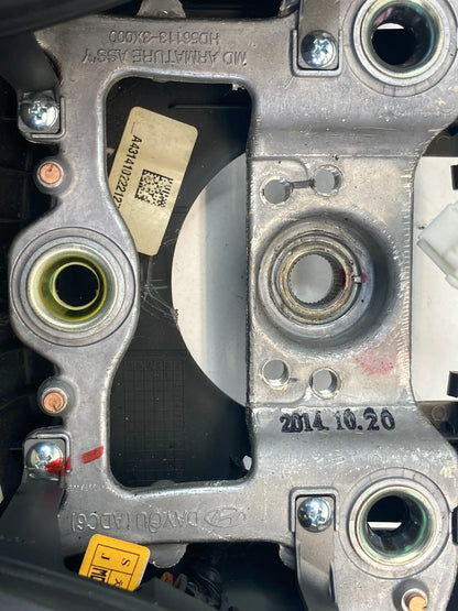 2014-2016 HYUNDAI ELANTRA SEDAN STEERING WHEEL W/CRUISE CONTROL SWITCHES OEM