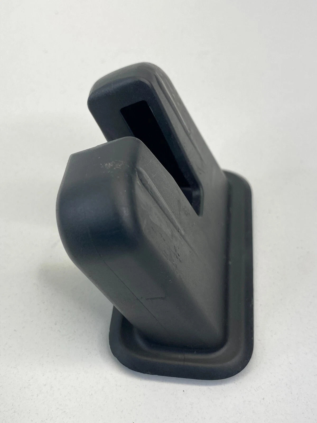 2005-2016 AUDI A4 / A4 QUATTRO REAR TRUNK LATCH LID COVER 4E0-827-520-B-01C OEM