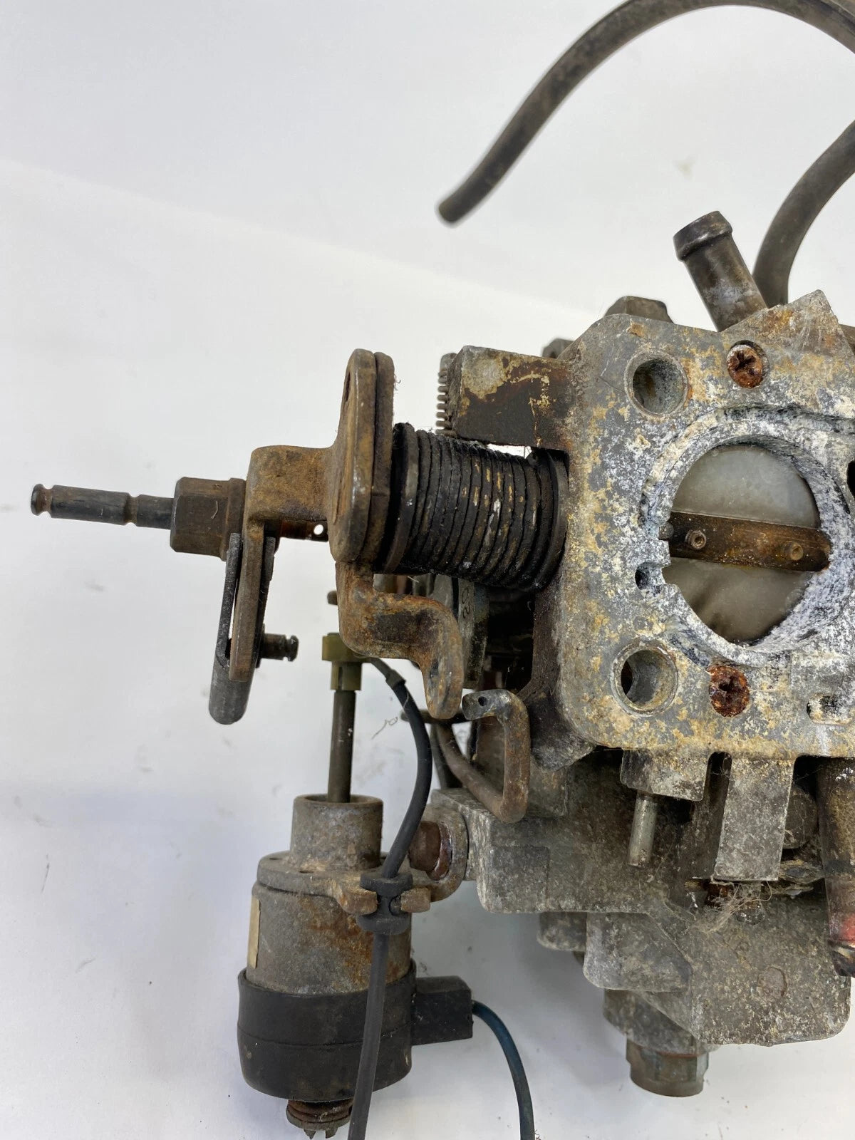 1981-1985 DODGE RAMCHARGER 5.2L V8 HOLLEY CARBURETOR W/ IDLE STOP SOLENOID OEM