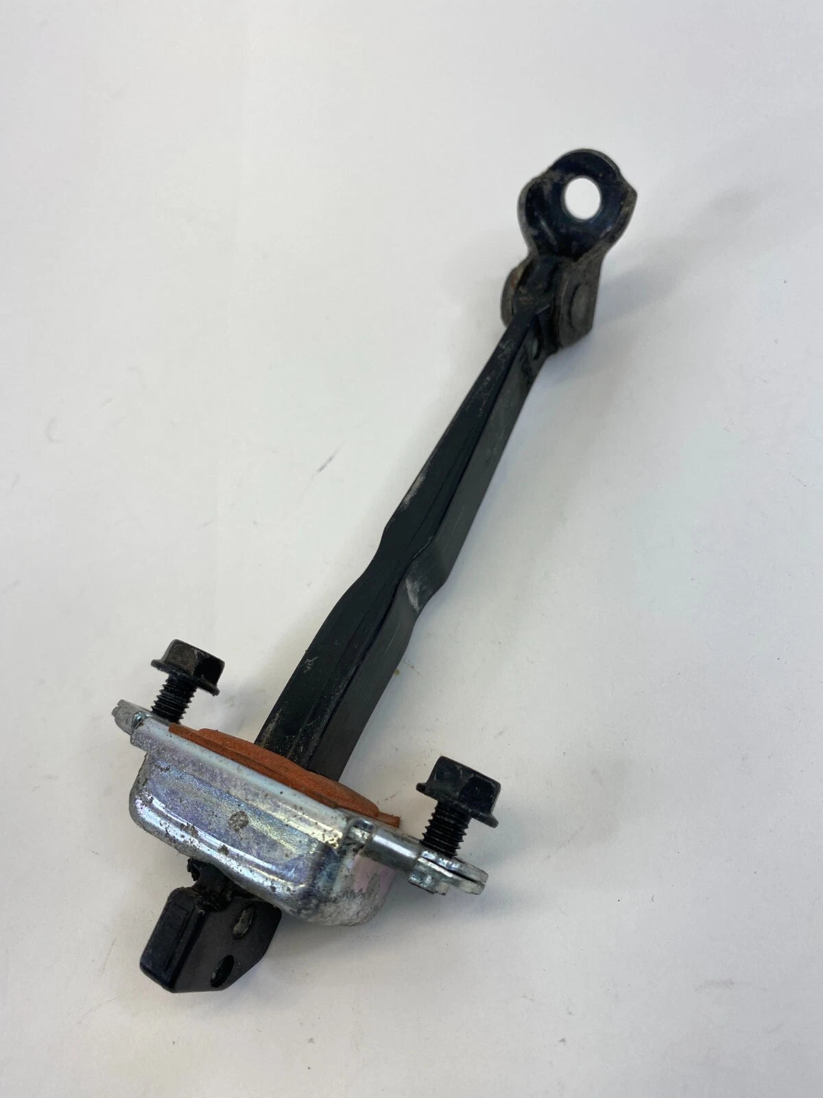 2010 11 12 2013 KIA FORTE FRONT LEFT SIDE DOOR CHECK STOP STOPPER DETENT OEM