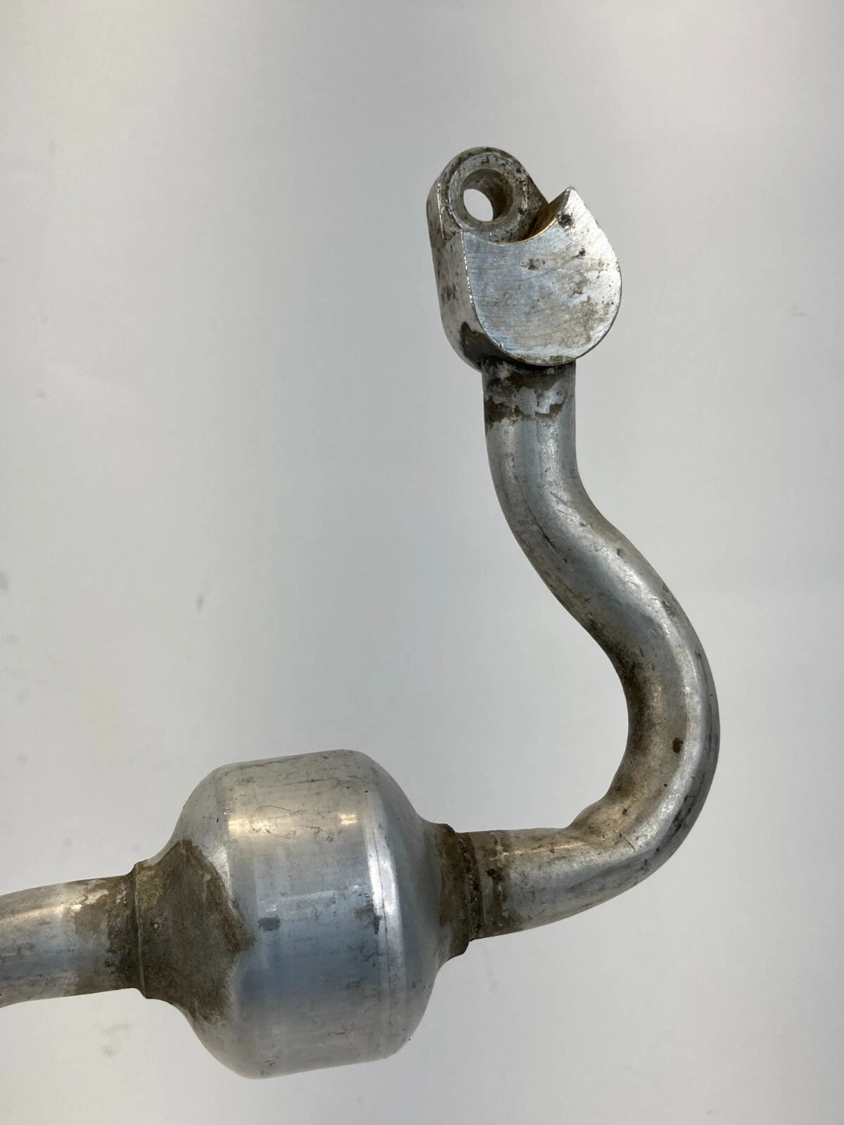 14 15 16 17 18 19 FORD FIESTA 1.6L L4 A/C AIR CONDITIONER SUCTION LINE HOSE TUBE