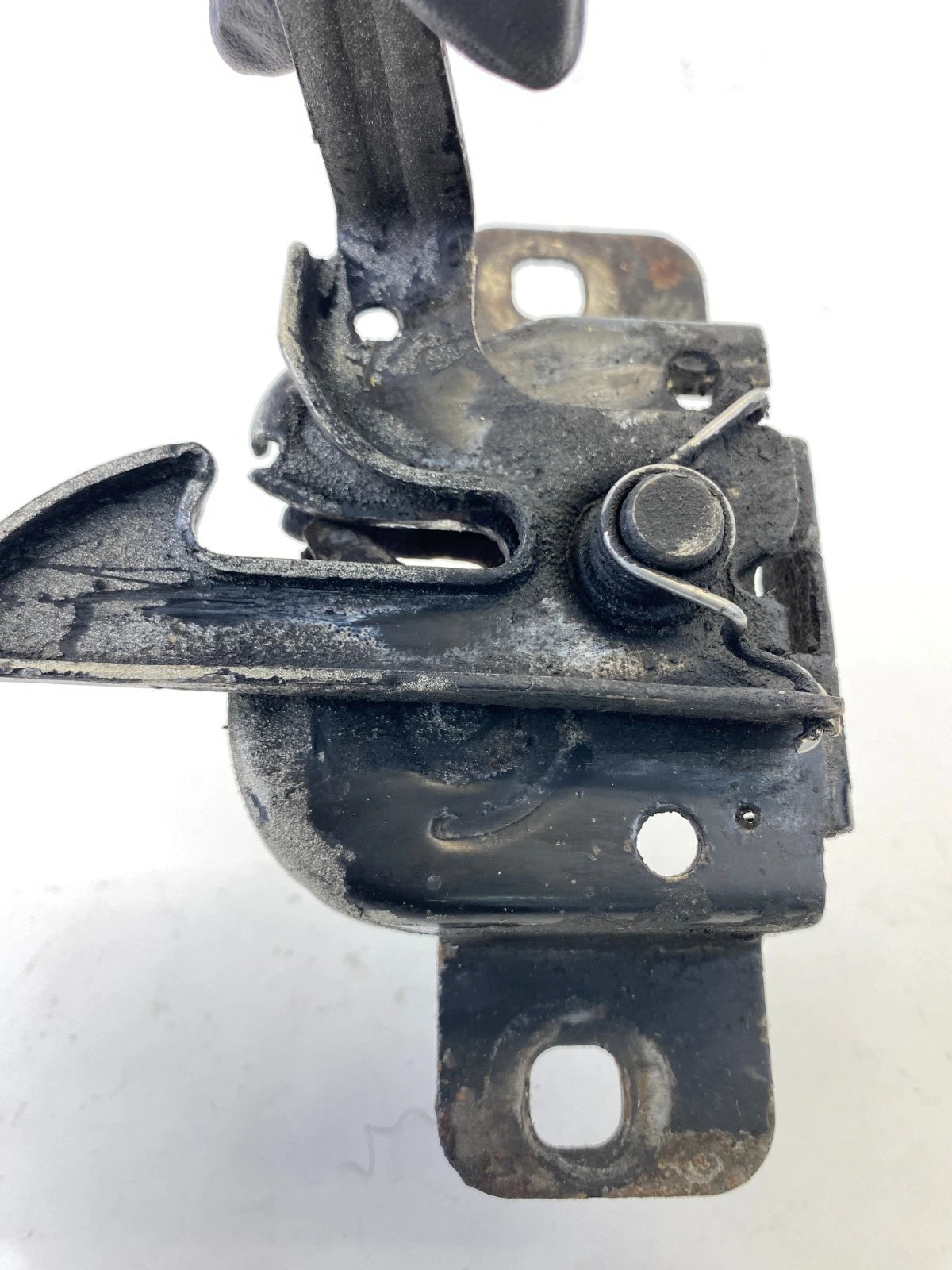 05 06 07 08 09 10 CHRYSLER 300 FRONT HOOD LOCK LATCH RELEASE ASSEMBLY OEM