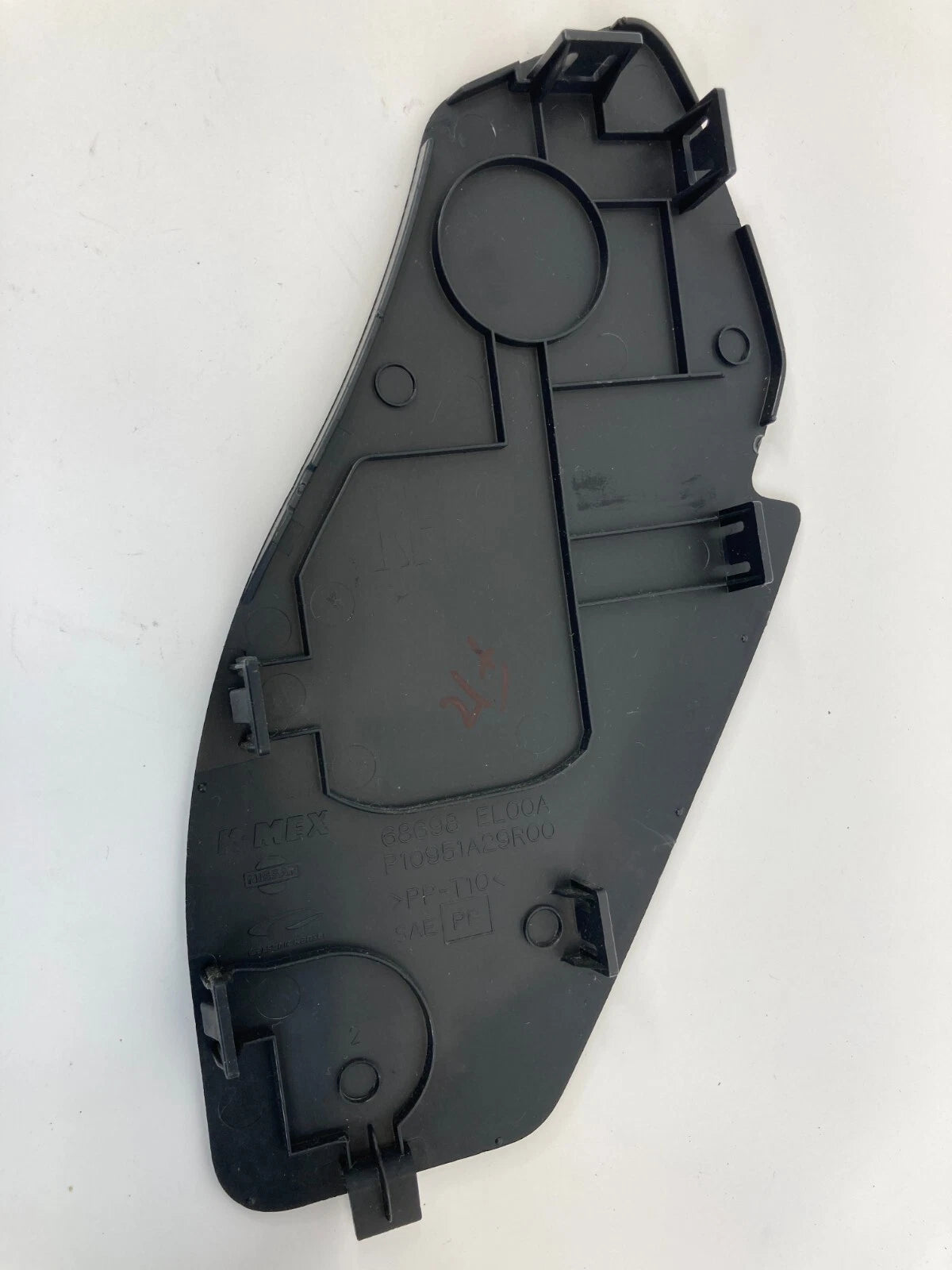 2007-2012 NISSAN VERSA INSTRUMENT PANEL RIGHT SIDE END CAP COVER 68698-EL00A