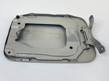 2000-2006 MAZDA MPV FUEL FILLER TANK DOOR GAS LID COVER ASSY 4F SAND MICA OEM