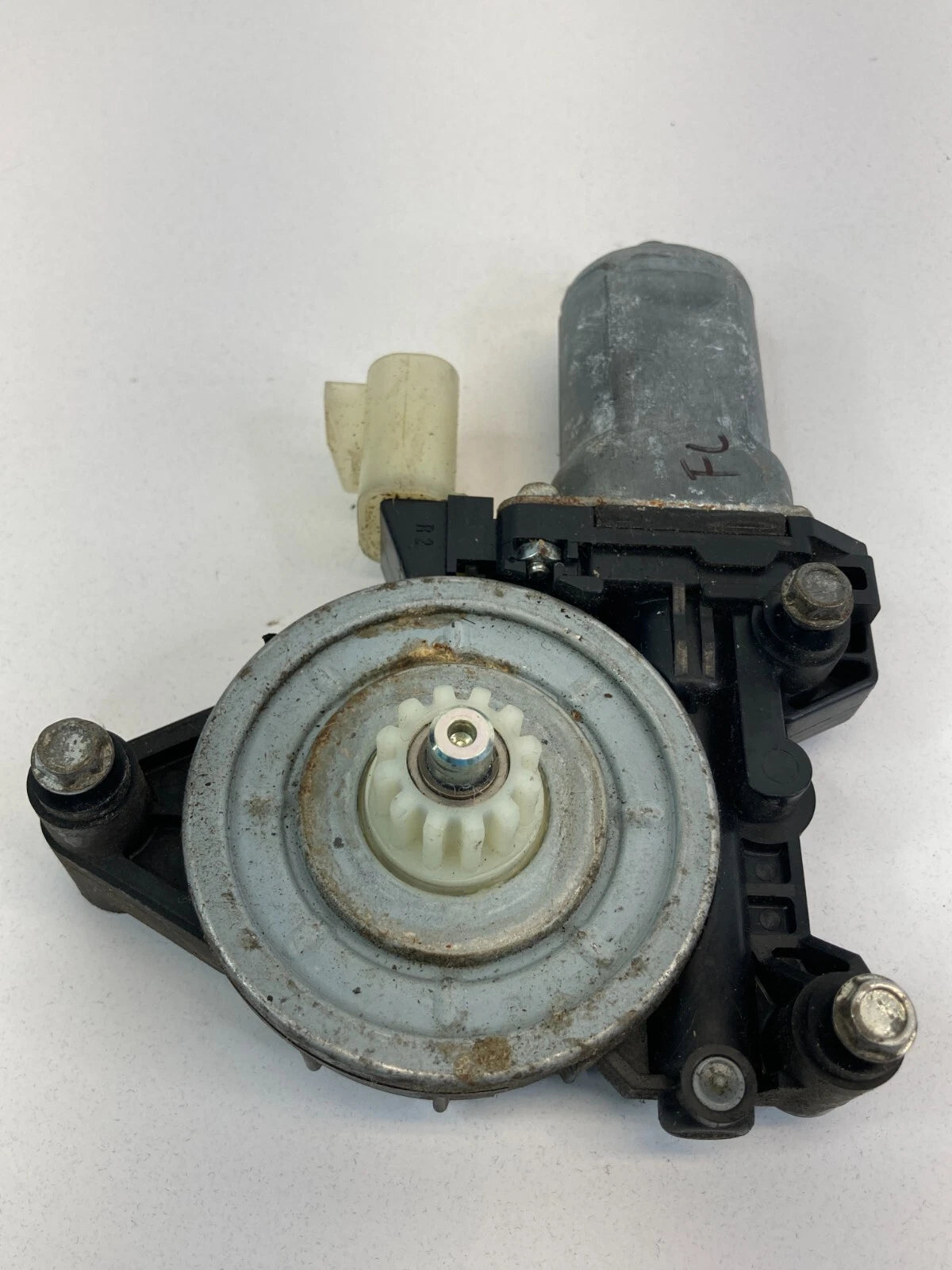 2006-2011 CHEVROLET HHR FRONT LEFT DOOR POWER WINDOW MOTOR AY262100-3451 OEM