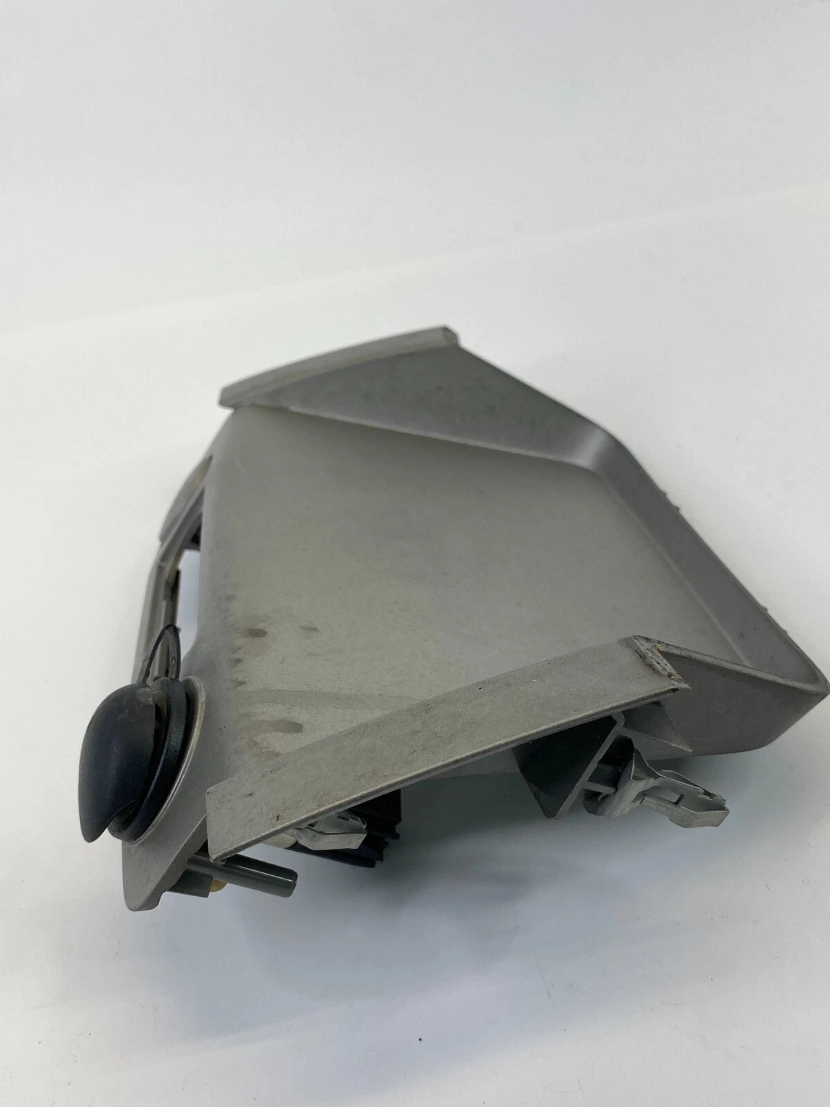 2008-2012 FORD ESCAPE DASH INSTRUMENT LOWER POWER OUTLET SOCKET 608-BJ33P2 OEM
