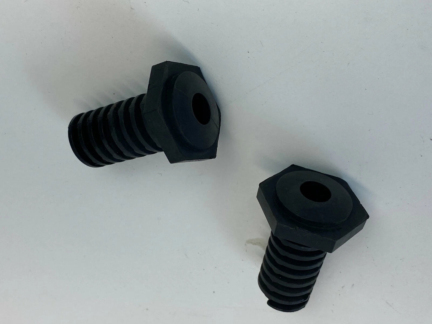 2010 GRAND CARAVAN FRONT HOOD STOP BUMPER BUFFER CUSHION ABSORBER SUPPORT SET