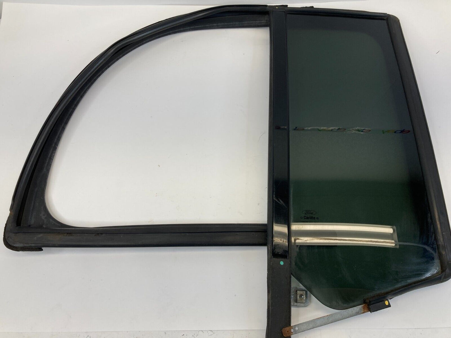 2009-2019 Ford Flex Rear Left Back Door Seal Vent Window Glass OEM