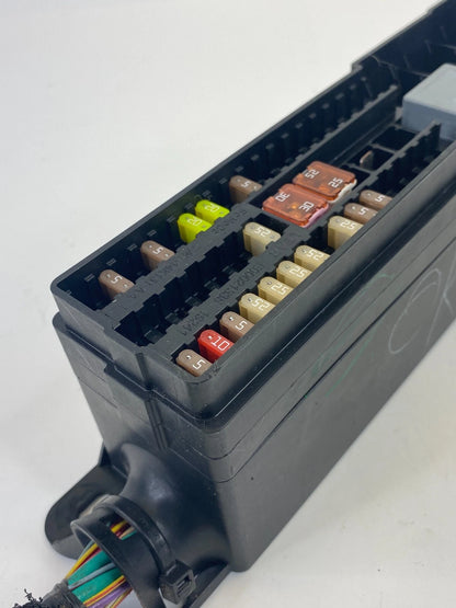 2013-2016 FORD ESCAPE 1.6L L4 ENGINE COMPARTMENT FUSE RELAY JUNCTION BOX OEM