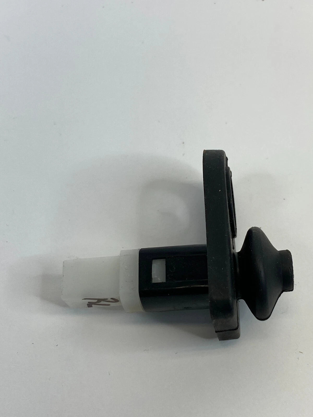 2011-2016 KIA OPTIMA REAR LEFT SIDE DOOR AJAR JAMB LIGHT SWITCH BUTTON OEM