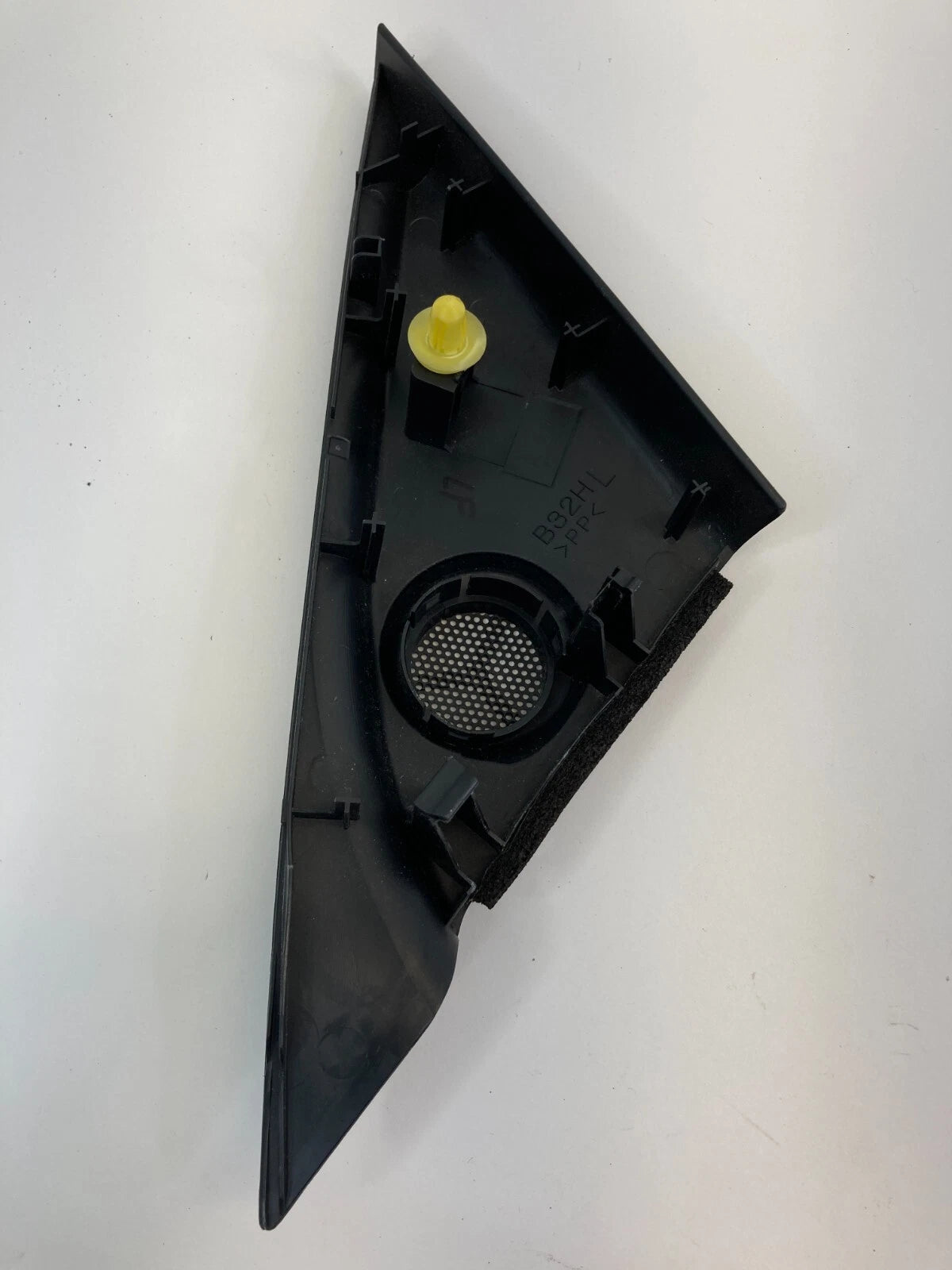 04-09 MAZDA 3 MAZDA3 FRONT LEFT SIDE INNER DOOR CORNER SPEAKER COVER TRIM OEM