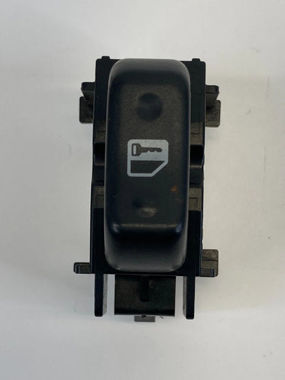 01 02 03 04 TOYOTA HIGHLANDER FRONT RIGHT PASSENGER SIDE DOOR LOCK SWITCH OEM