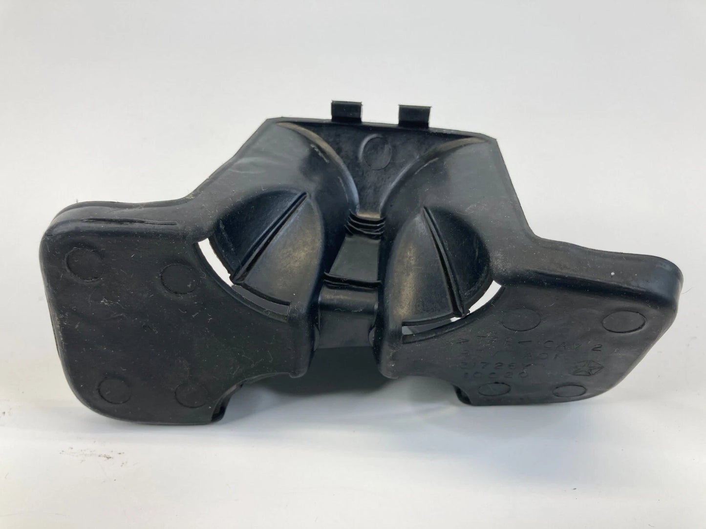 2009-2014 VOLKSWAGEN ROUTAN FRONT CENTER CONSOLE CUP HOLDER RUBBER MAT OEM