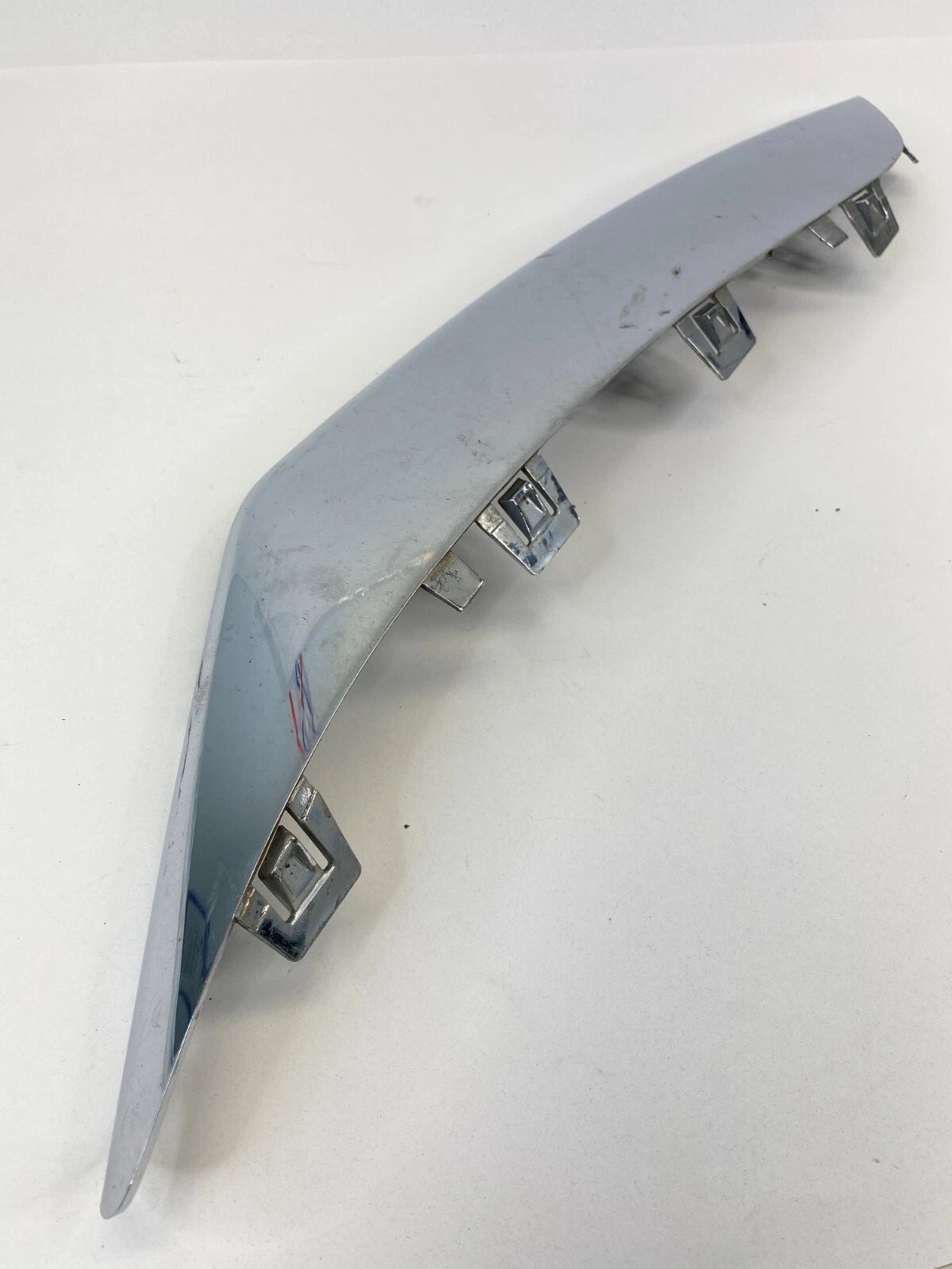 04 05 06 CHRYSLER PACIFICA FRONT LEFT BUMPER MOLDING TRIM PANEL 04857779AA OEM