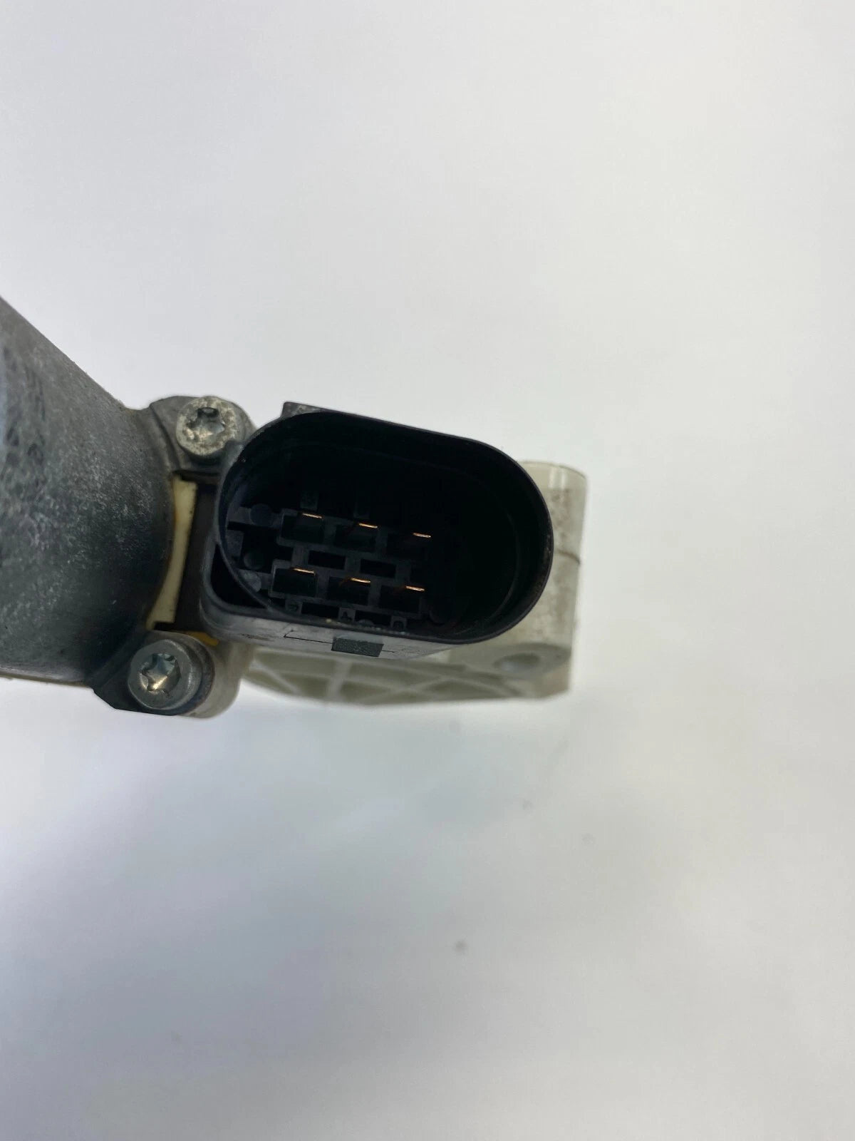 2004-2007 BMW 530I SEDAN REAR LEFT BACK DOOR POWER WINDOW MOTOR 7746005502 OEM