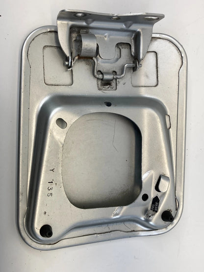 2005 06 07 08 09 2010 CHRYSLER 300 FUEL FILLER DOOR GAS TANK CAP COVER LID OEM